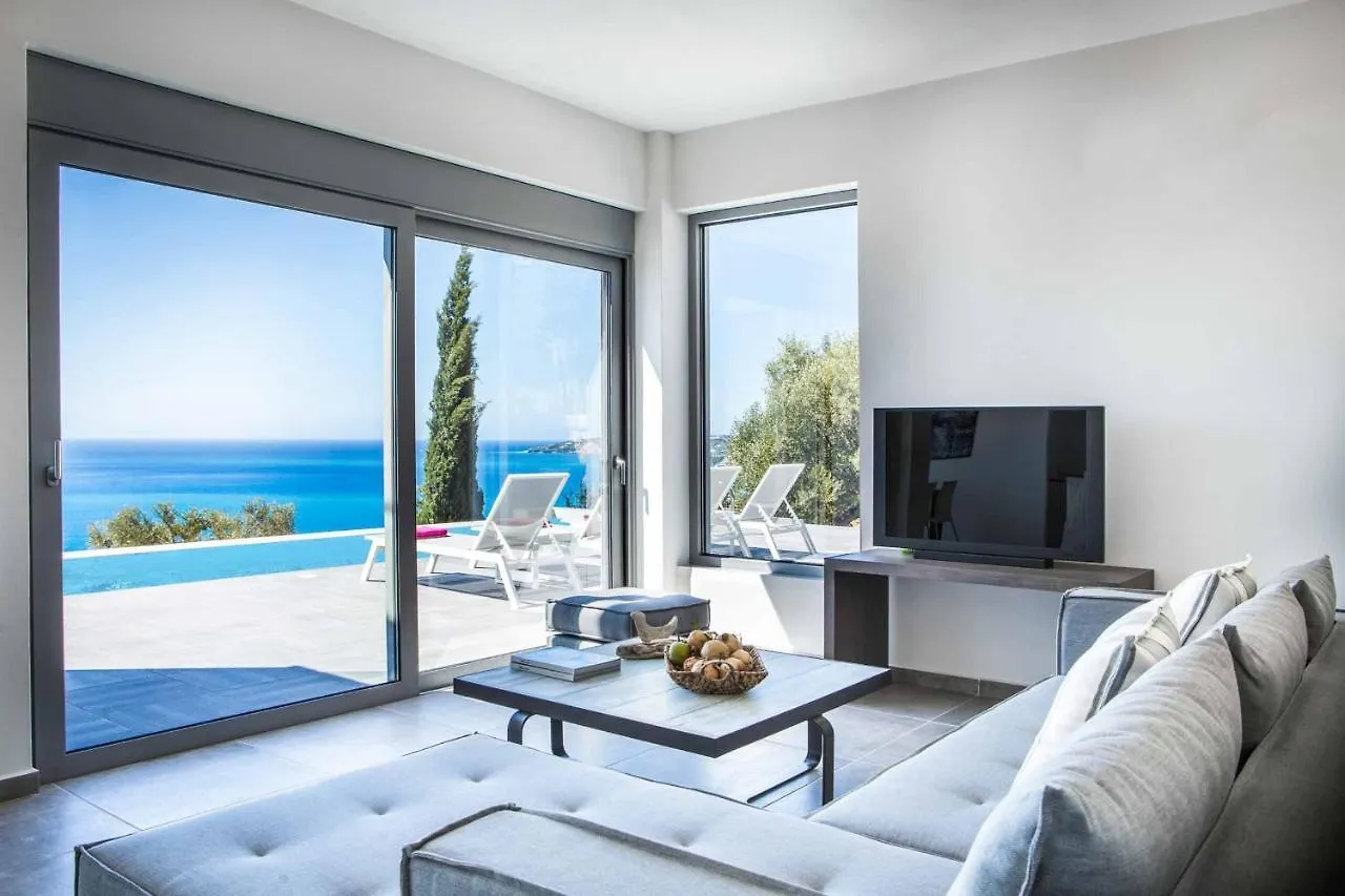 Villa Della Luna Βλαχάτα